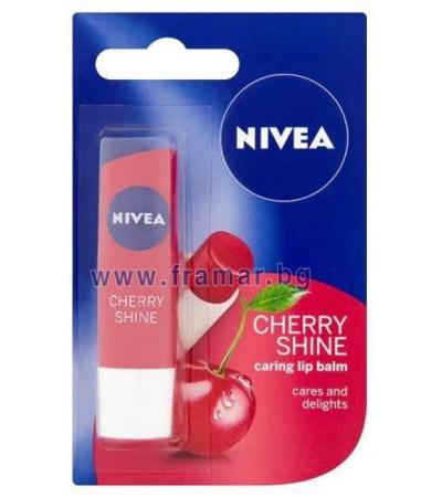 НИВЕА БАЛСАМ ЗА УСТНИ CHERRY